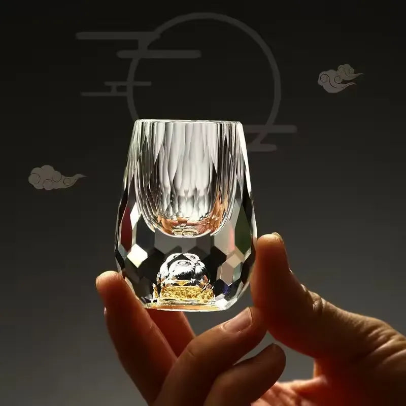 Kin – Japanisches Sakeglas mit Goldverzierung